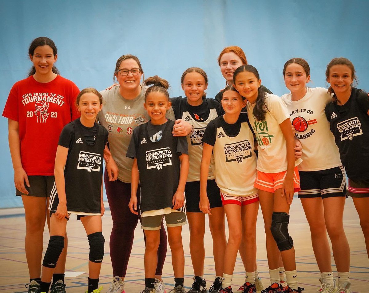 MnMetroStars's tweet photo. Good luck to our 2031’s-2027 who are playing in the Spring Showdown this weekend! #metrostarsfamily 
Schedule ⬇️
https://t.co/87cLHB4NLt https://t.co/vFoW5Di5Kf