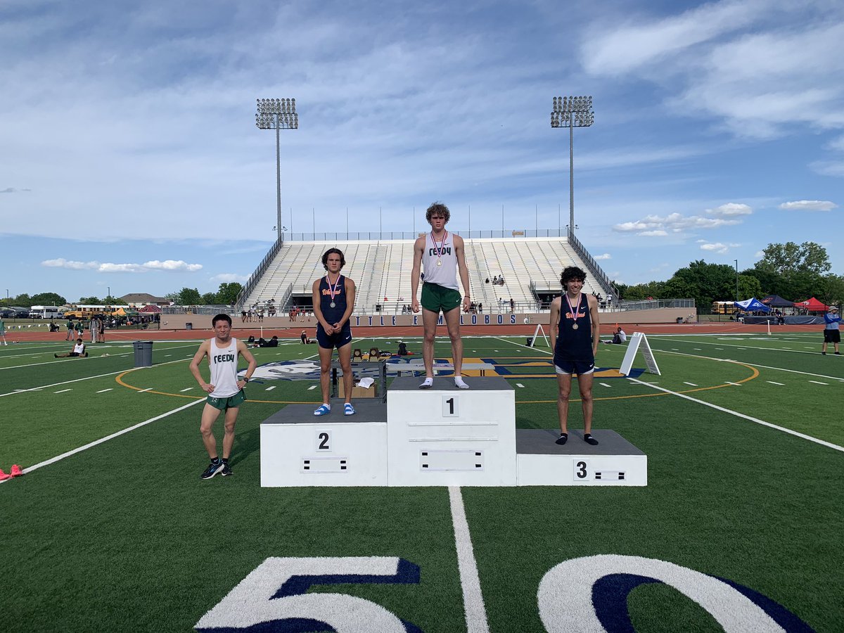 Two for sub 2! <a href="/SpielerGarrick/">Garrick Spieler</a> takes the W in 1:55.7!! And Austin goes 4th with a huge Pr of 1:57.59!