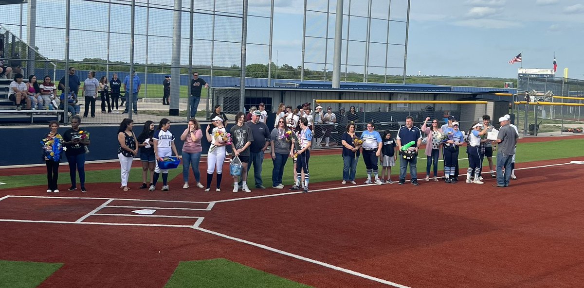 Marcus Gold (@coachmarcusgold) on Twitter photo Softball Senior Night!! 🥎 #DUBeast Softball Senior Night!! 🥎 #DUBeast