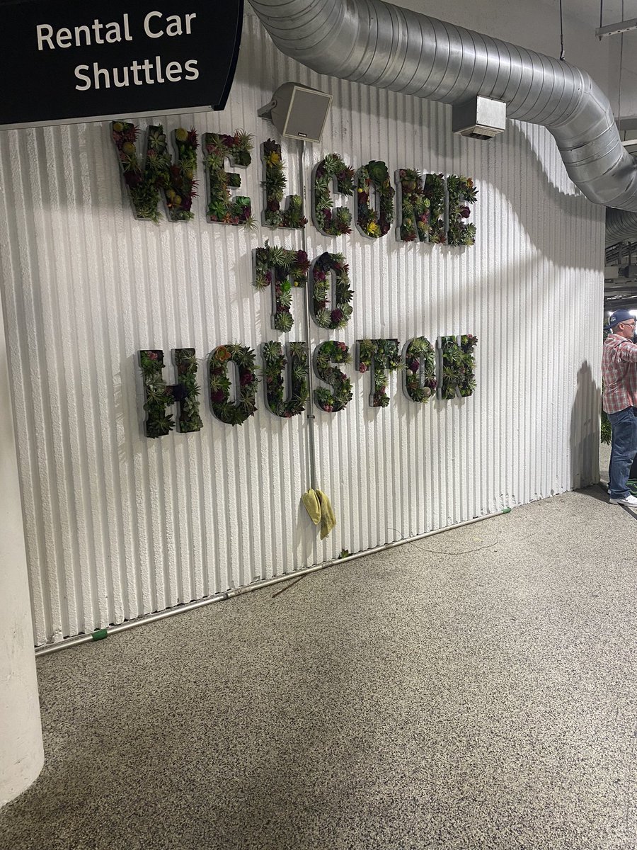 thehoward3rd's tweet image. Houston what’s good?! Birthday weekend in full effect! #HoustonProblem #TaurusSeason