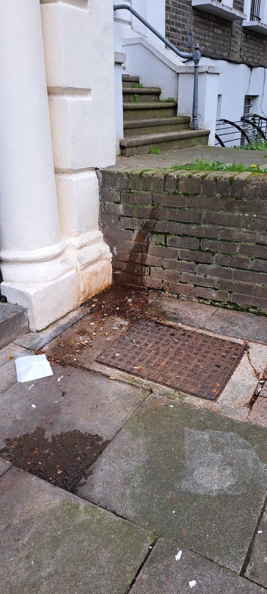 BackingBrixton's tweet photo. @platform_watch @lambeth_council @JamesBryanSW9 @MPSBrixtonHill @mpsbrixton @jp_sw9 @ManleyNanda @mrjamesob @LambethLivingSt @helenhayes_ @SoniaWinifred @LambethMPS When little messages become big messages. #Lambeth are you listening?
#Brixton https://t.co/WXeCi1f5rr