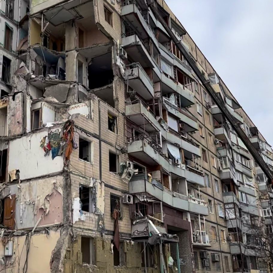August_Mission's tweet photo. Photos of the destruction in Dnipro. Thank you to everyone who has helped us fulfill specific humanitarian needs such as medical supplies, generators, and mattresses 💛 💙.  #AugustMission #humanitarian @MaloufFdn @GEMmissions @GlobusRelief https://t.co/qUeWVEOc5G