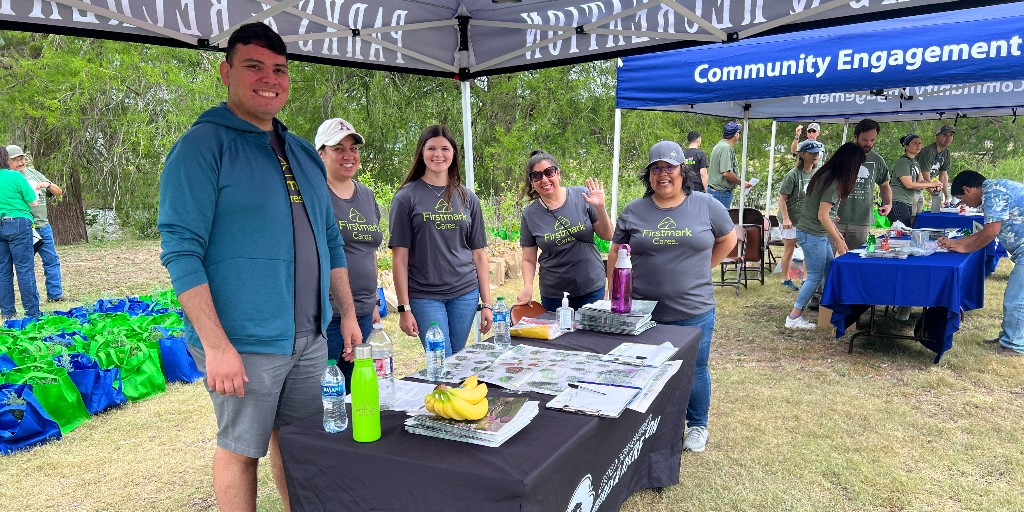 FirstmarkCU's tweet photo. In celebration of Earth Day, we are volunteering at Woodlawn Lake tomorrow, April 22! Environmental organizations will be there, including family activities, free tree adoptions, and much more. Make sure to say hi if you see us! ๐ #InTheCommunity #FirstmarkCares #FirstmarkCU https://t.co/XfzNMncPZ4