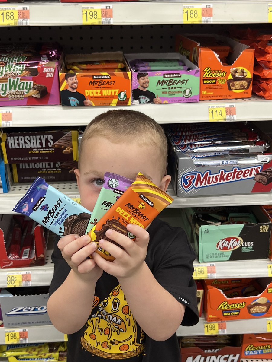 Chadudeee's tweet photo. He’s stoked to find @Feastables  at @Walmart @MrBeast https://t.co/TeZix7pkGI