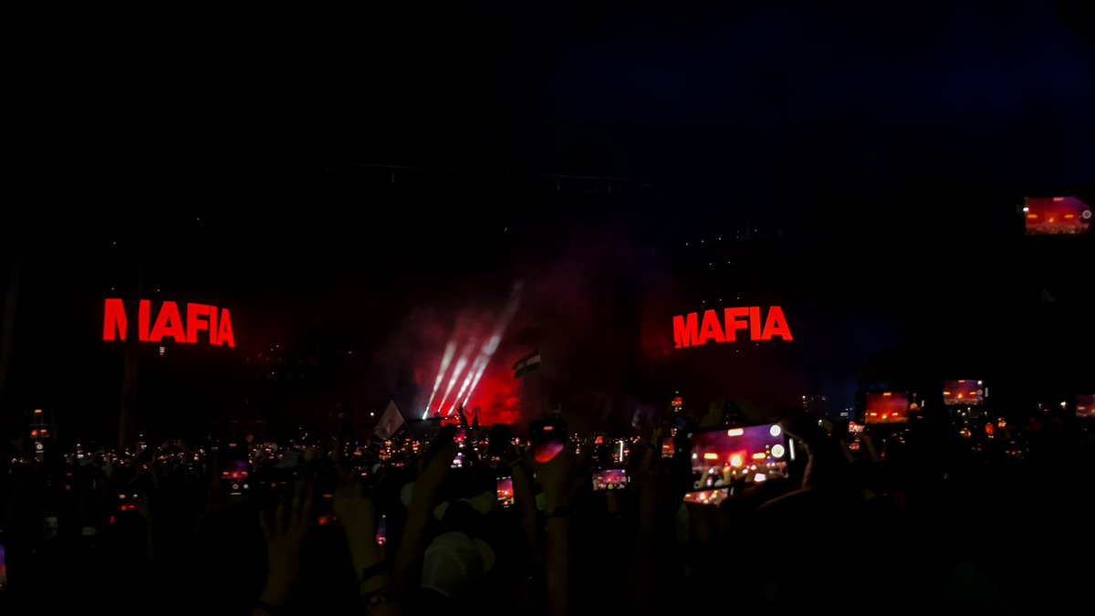 JCDB87's tweet photo. |#ULTRA2023 #MAINSTAGE @ultra 

@swedishousemfia 🔴🔴🔴 #MAFIA https://t.co/F0QQDDDbJz