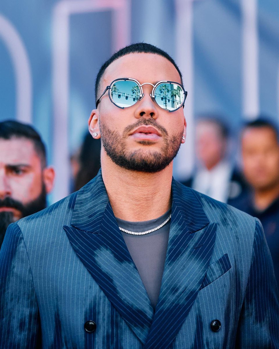 PrinceRoyce's tweet photo. 🤴🏻 https://t.co/qHPs297m4Z