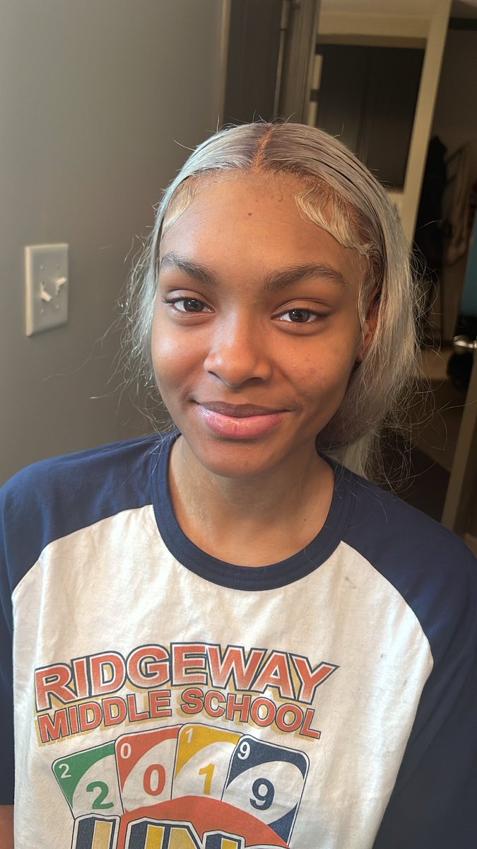 Shajany Alexis on Twitter "RT vexedmentals did my niece makeup for her senior prom. this is