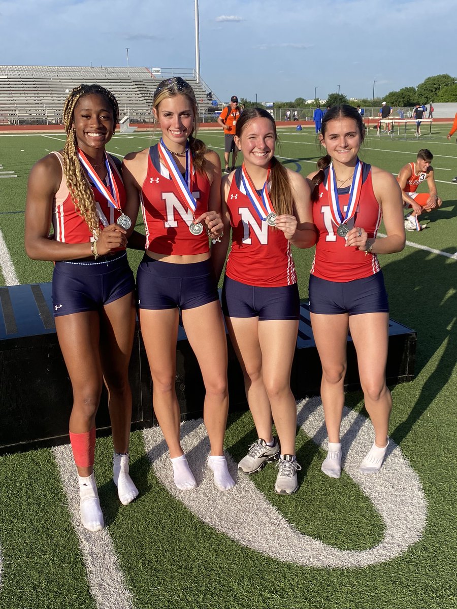 2nd place finish in the 4x400! Advancing to Regionals!! Great job girls!!
