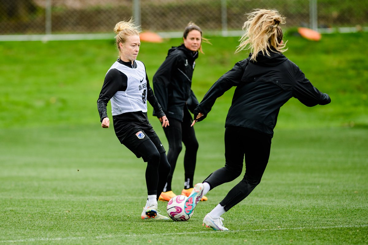 reignfc's tweet photo. Preparing for tomorrow. 😤
📸:@JaneGPhoto
#ReignSupreme https://t.co/k0xFQeCLkD
