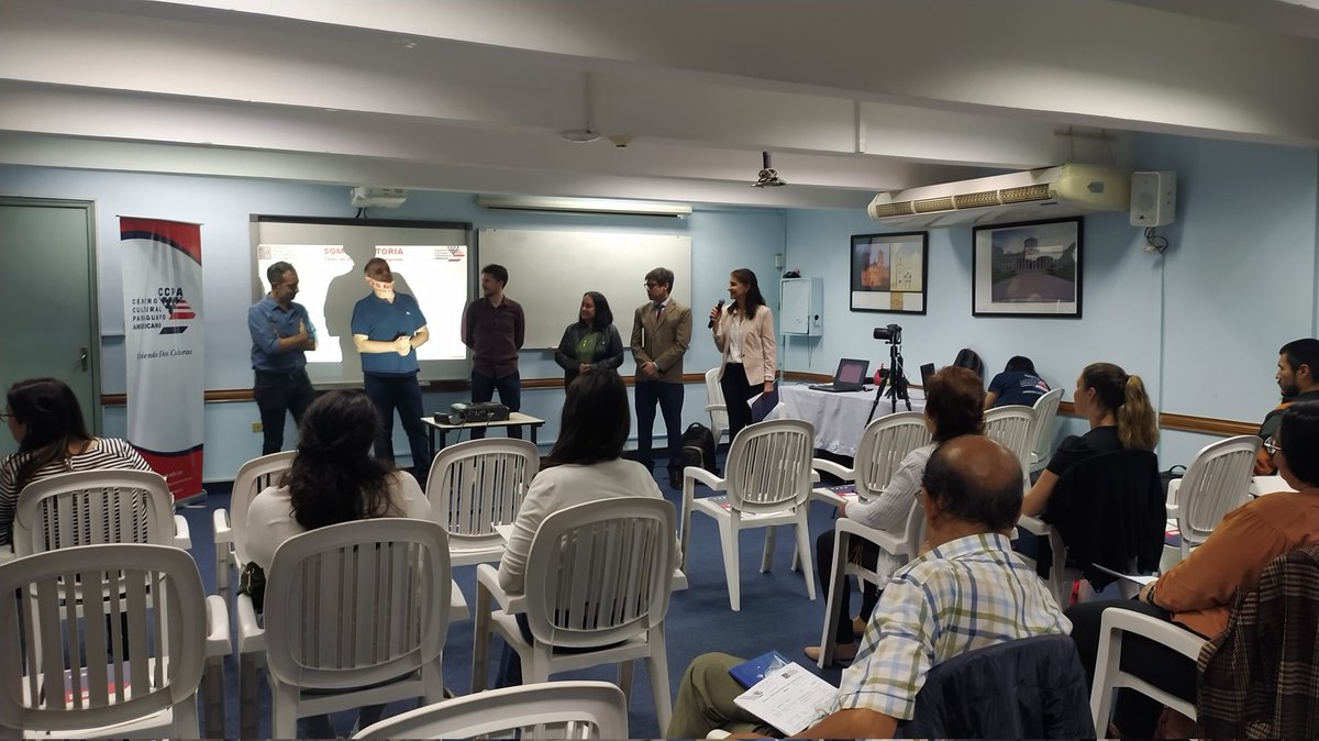 ccpaculturalpy's tweet photo. Con un publico bastante variado, damos inicio a nuestro Taller Somos Historia - Taller de historia local y regional.
Inicia este ciclo de clases el Profesor Carlos Zárate del @historia_paraguay
.
.
.
#historialocalyregional #historialocal #historiapy https://t.co/Saa3TXycKQ