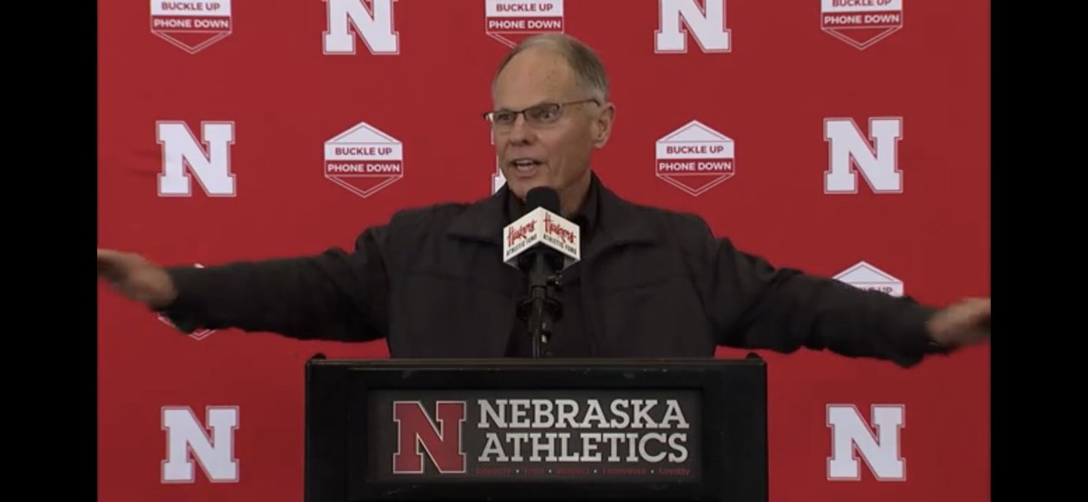 jborowicz's tweet photo. The Curse is over!              #GBR 🏴‍☠️🌽🏈 https://t.co/MSDMWiQPjI