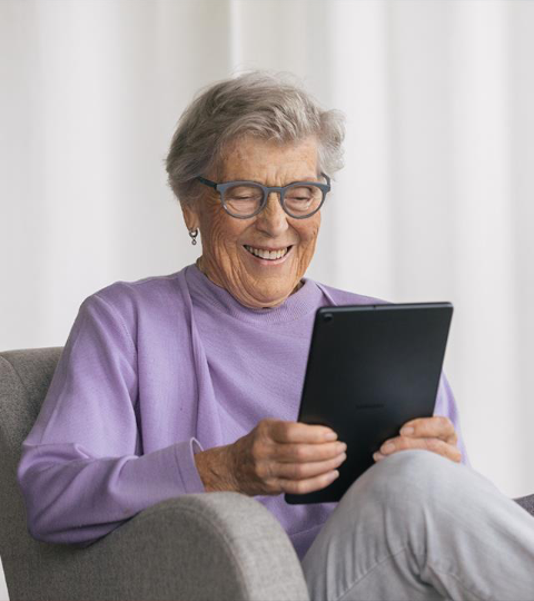 SoansJoseph's tweet photo. Check out Lenovo's latest case study on how the makers of the Loopeli app for the elderly &amp; disabled support nursing home residents by offering Lenovo Tab M10 Gen 3 tablets to help them keep in touch with their families and improve wellbeing. #WeAreLenovo

https://t.co/4rfHnrrd6J https://t.co/j0i5N0BLje