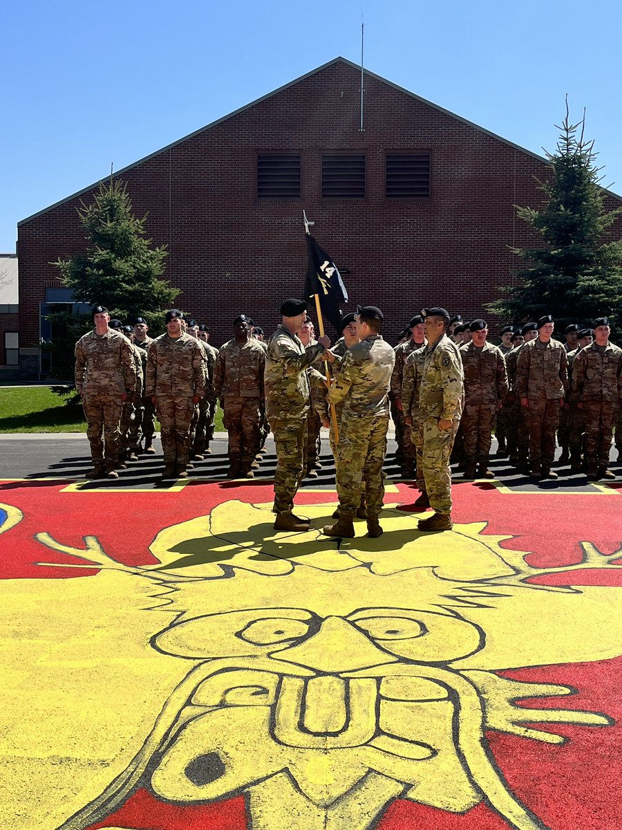 2_14Infantry's tweet photo. Today the Golden Dragons celebrated Cannibal Company’s Assumption of Command and Demon Company’s Change of Responsibility. Congratulations to CPT Kase for officially taking over Cannibal Company and 1SG Wilson for assuming responsibility of Demon Company. #CourageAndHonor #ROTL https://t.co/uG95w6K8mT