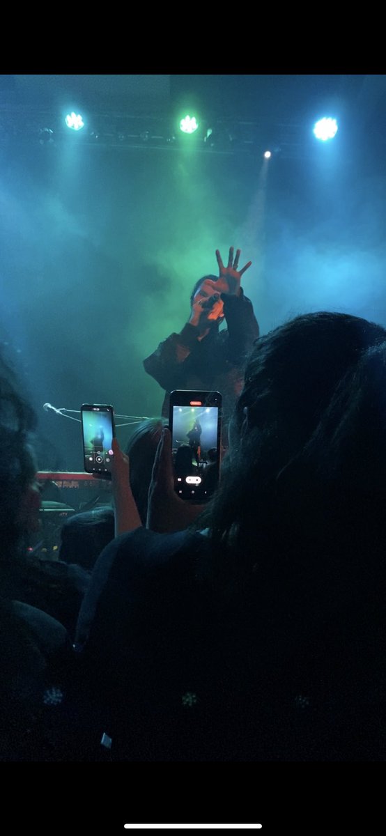 eloblld's tweet photo. Même pas besoin de mots, juste : merci pour cette soirée !
@Nuitincolore https://t.co/gqJIEgBZ5O