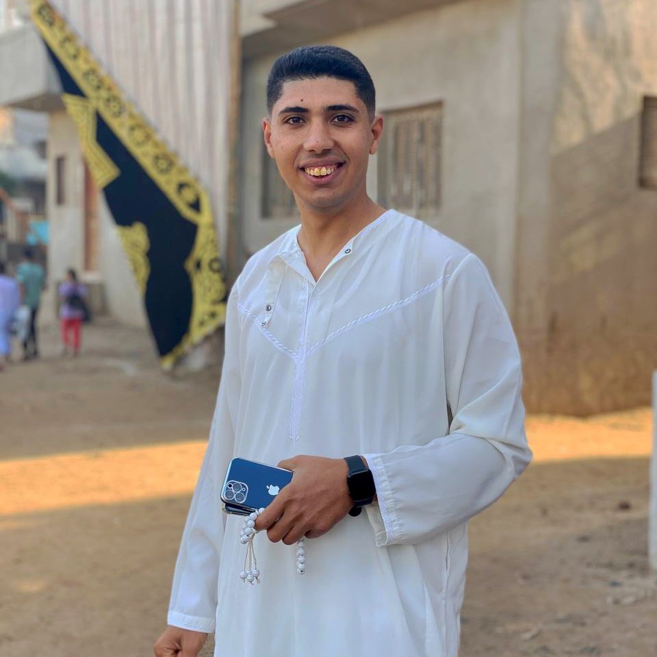 #NewProfilePic عيد سعيد ❤️