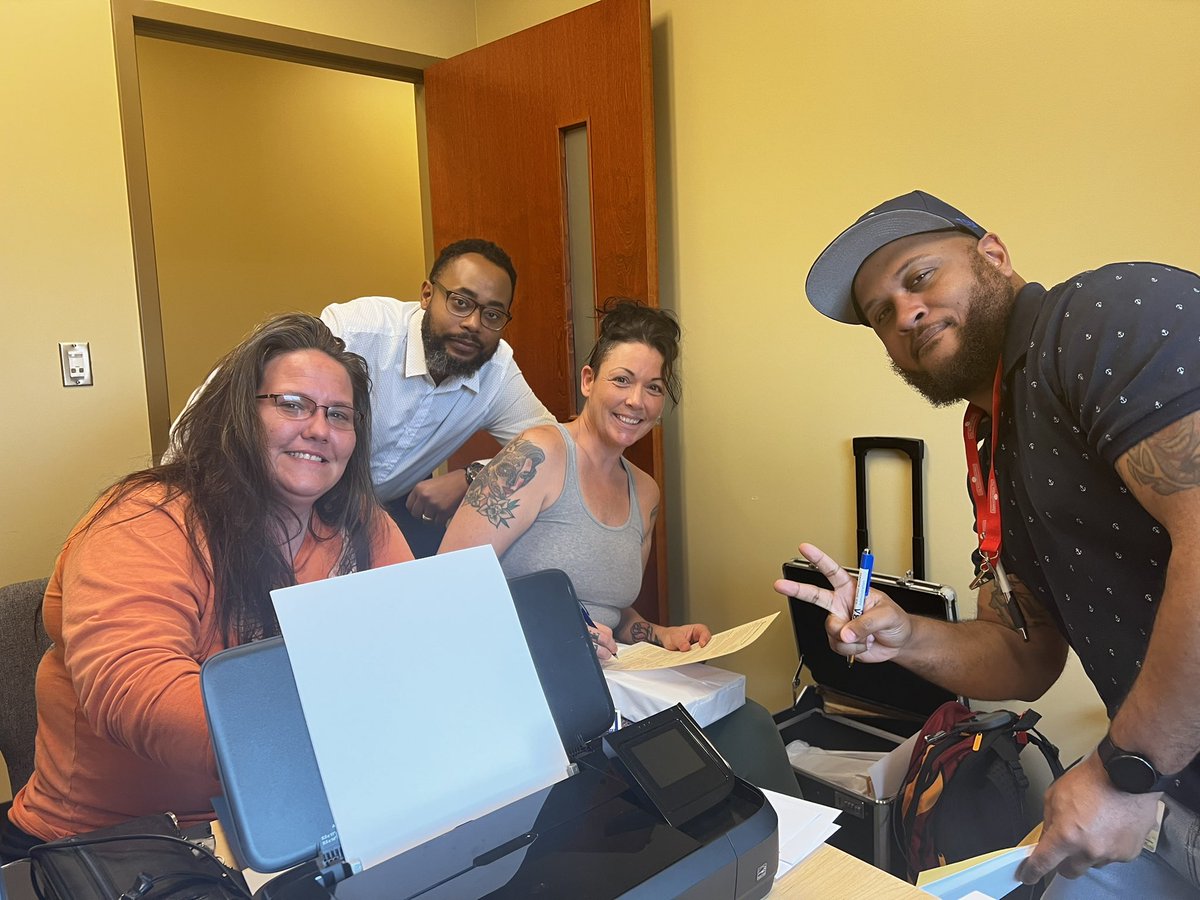 CCCDavidsonCo's tweet photo. Today we traveled to Clarksville, TN to participate in the Second Chance Hiring and Resource Fair. We were able to help people take the first steps to changing their lives. Meet us tomorrow at the Urban League of Nashville @ 9:00am for more expungement opportunities and more! https://t.co/HhWyJVzIbo