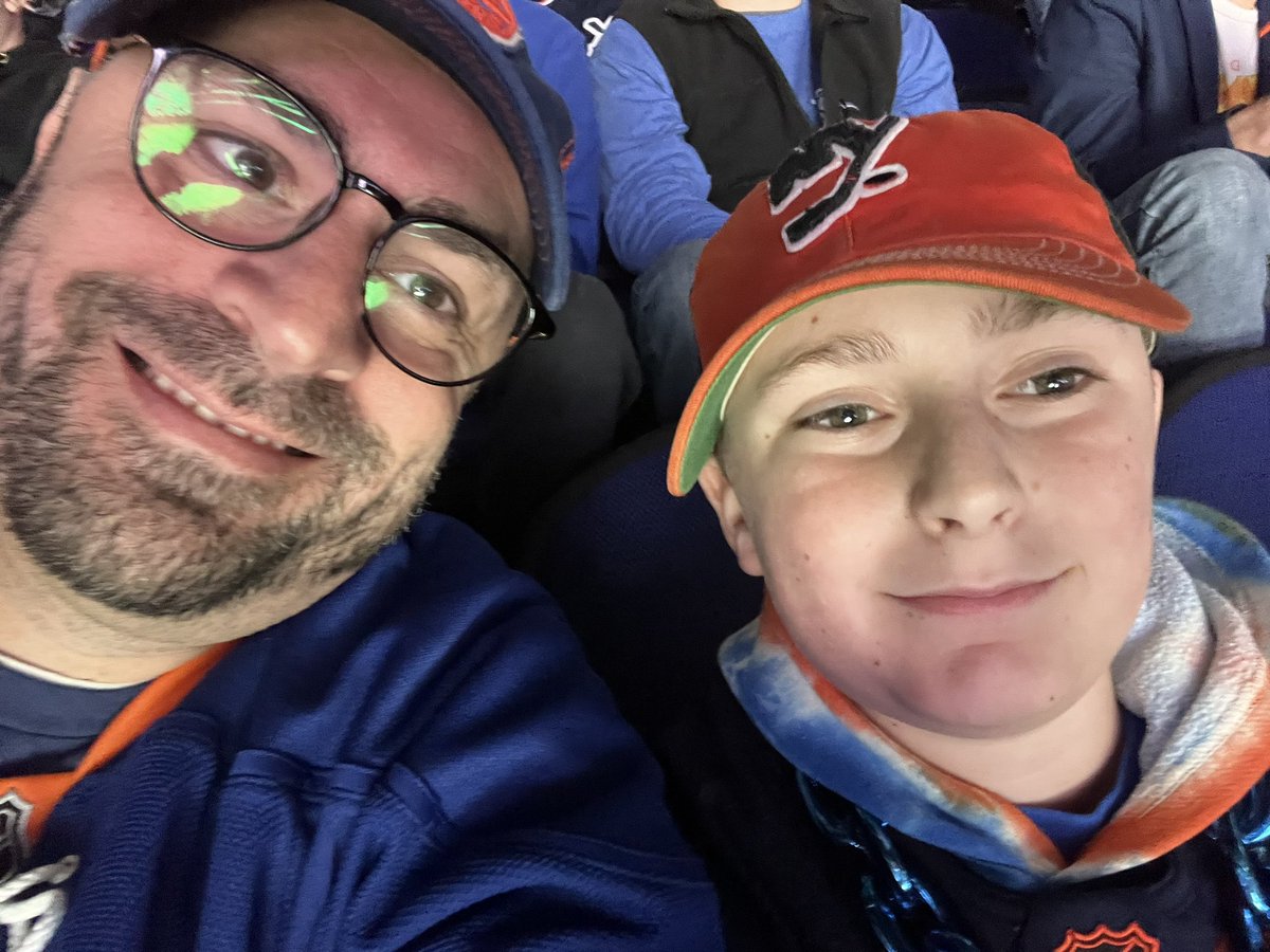 @microbmen tweet media