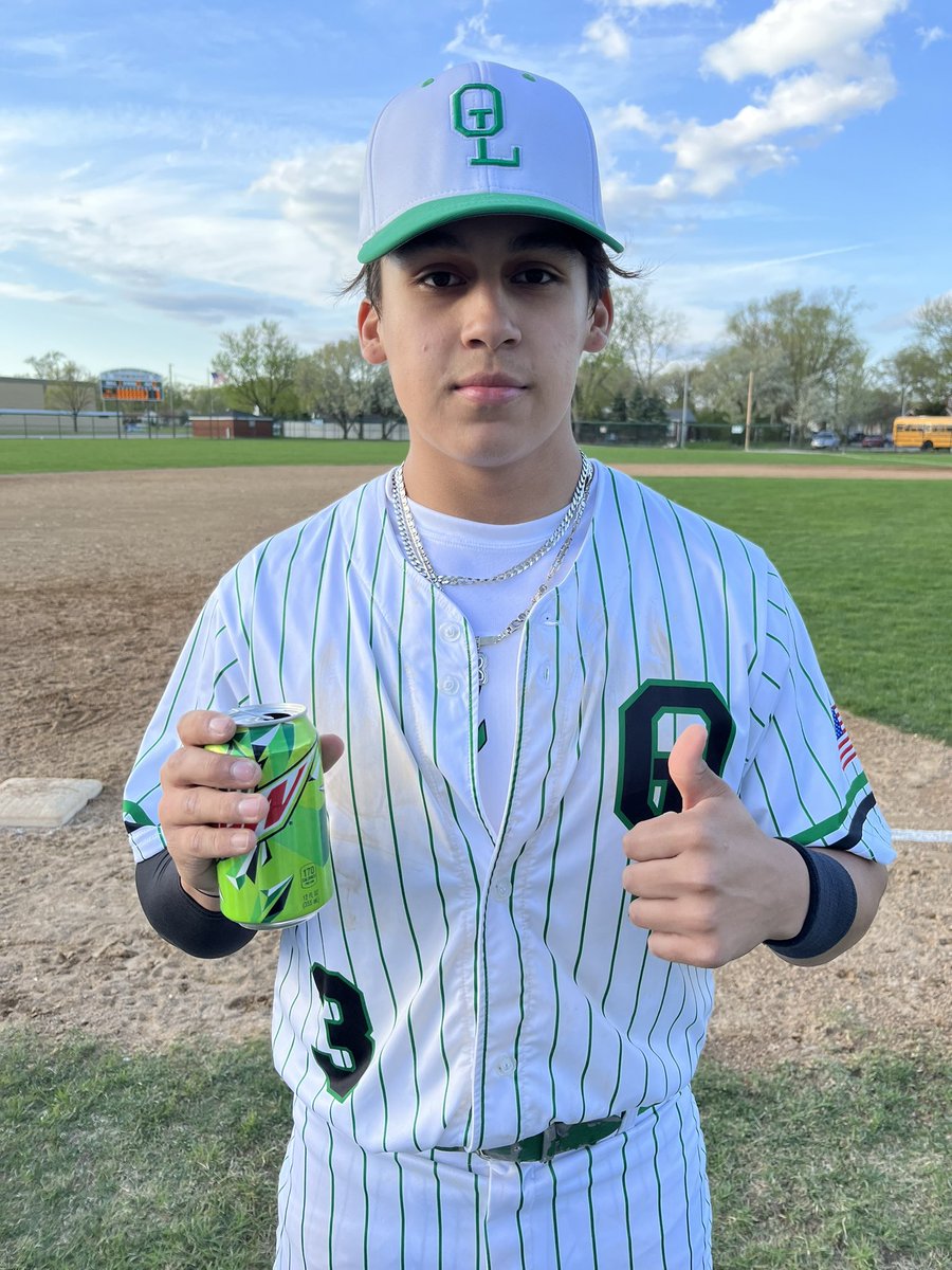 OLSpartansBsb's tweet photo. OL 1, Shepard 0 (8 inn). Spartans (10-5, 7-0) winpitching duel behind @Cristia23617150 (8ip, 14K). @yousefa94986733 scored winning run on a @JmcGlynn1488 RBI 1B. @IvanGonzale6 led the defense woutstanding plays. @AyhamSalah_4 had a hit, 2 SB  @austin82552809 was 1-3. #olchspride https://t.co/mEghXfJbuy