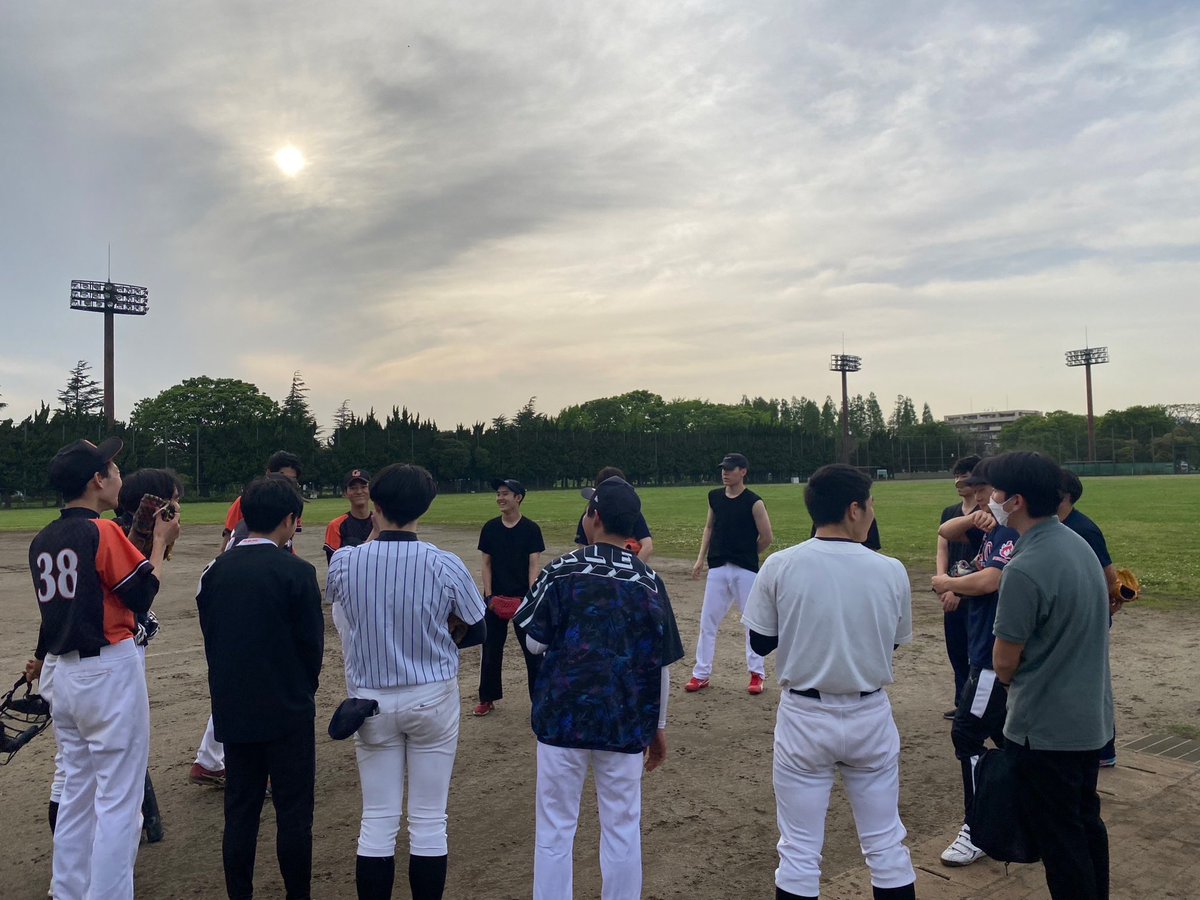 chuyans2024's tweet photo. 昨日は法政warriorsさんとの新歓試合でした⚾️
会場はキャンパスからとっても遠いにも関わらず、たくさんの新入生が参加してくれました🥺✨新入生からホームランも出て感激😭
4月の新歓練習も残すところ4/26（水）のあと1回です！まだまだ参加お待ちしてます☺️
#春から慶應 #慶應野球サークル https://t.co/njiv7YInLW
