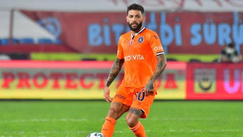 canchafc's tweet photo. SEM CONTRATO! A janela de transferência para o Brasil se fechou ontem, mas isso não impede os clubes de registrar jogadores que ficaram sem contrato antes do dia 03 de abril. E nós fizemos uma lista de 5 jogadores sem contrato que poderiam reforçar o seu time...🧶 https://t.co/t5qAMdzwJ6