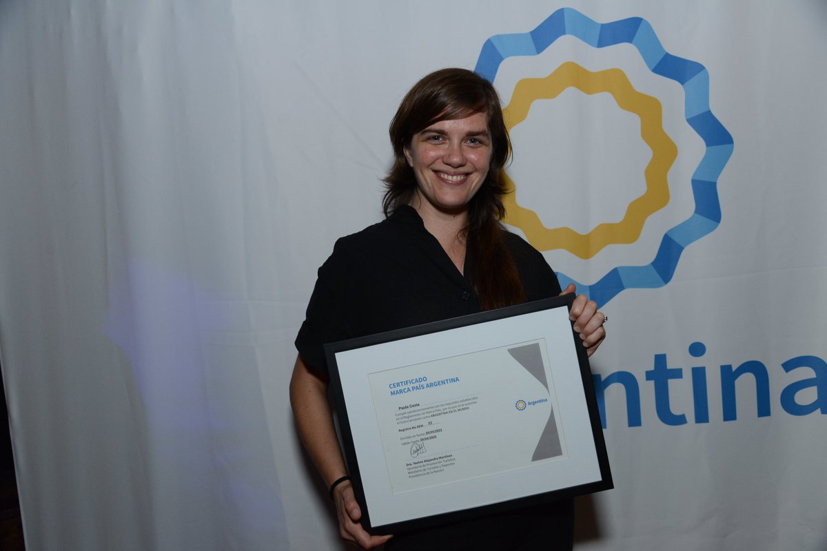 ¡#Argentina presente en <a href="/eMergeAmericas/">eMerge Americas</a>! 🇦🇷🇺🇸

Más de 20.000 personas de más de 50 países visitaron esta feria que reúne a empresas globales y empresas líderes del sector. 4️⃣0️⃣ PYMES argentinas participarok en busca de facilitar su ingreso al mercado TIC de Florida.