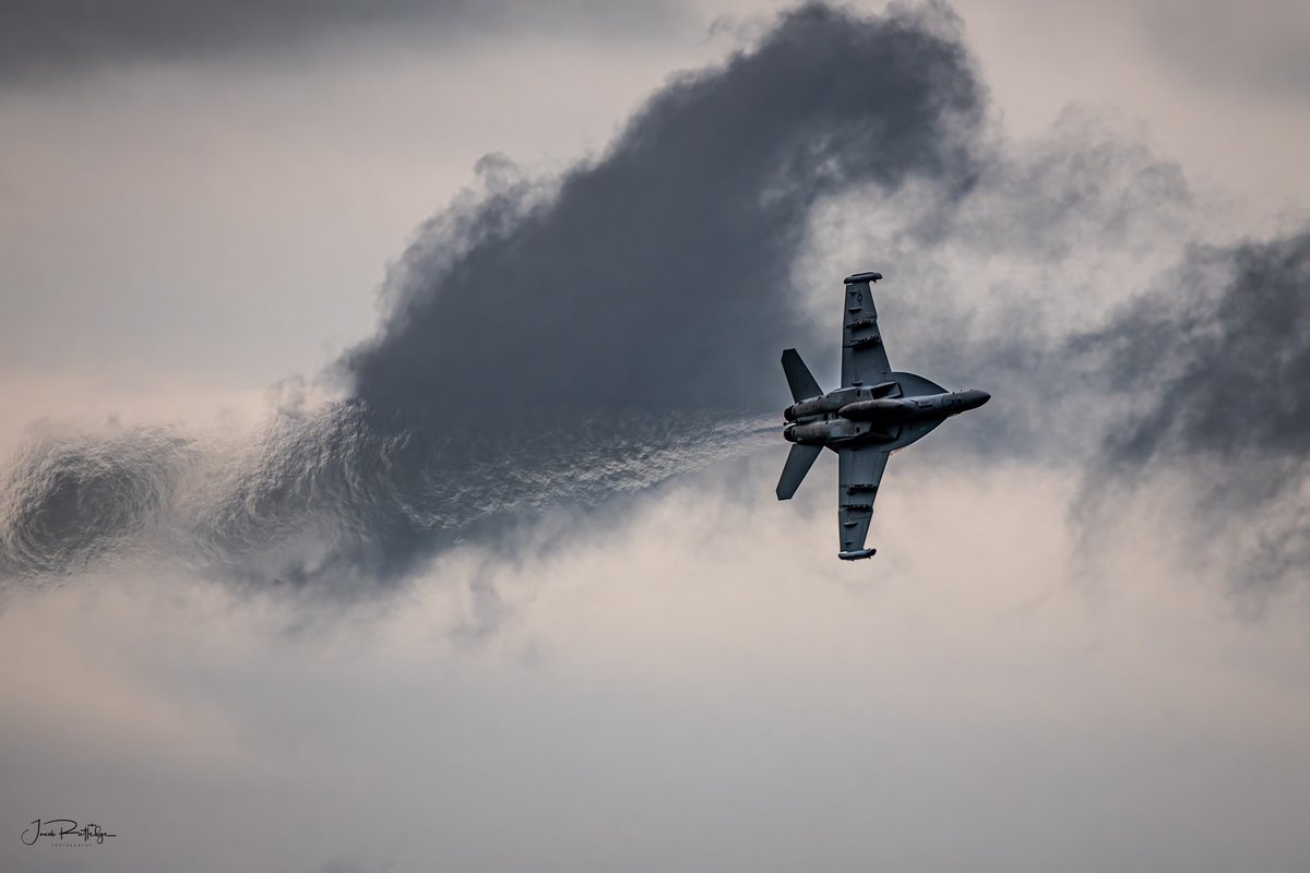 This is Flight tweet media