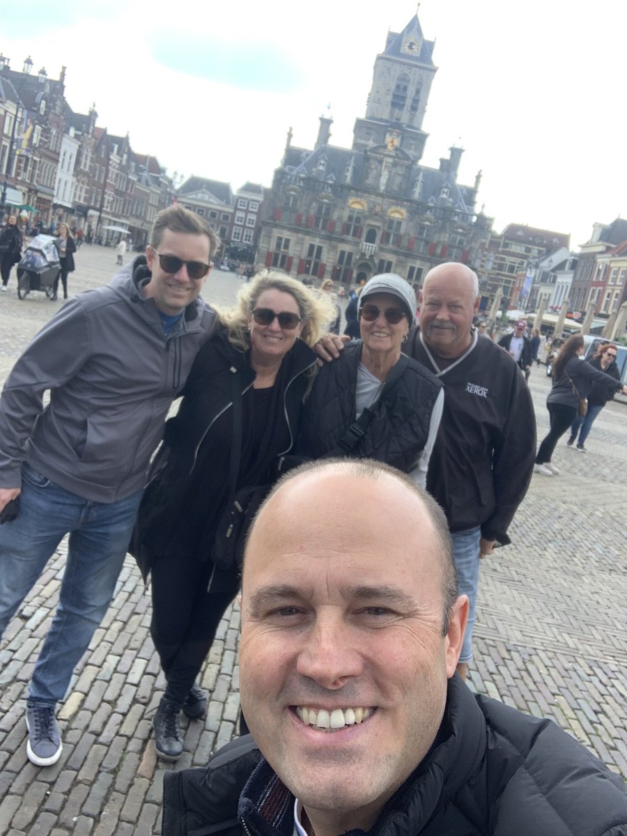 shantodd8's tweet photo. My family picture with my mom/dad sister /Brother from @delft Netherlands ❤️ https://t.co/2aiLLclLZh