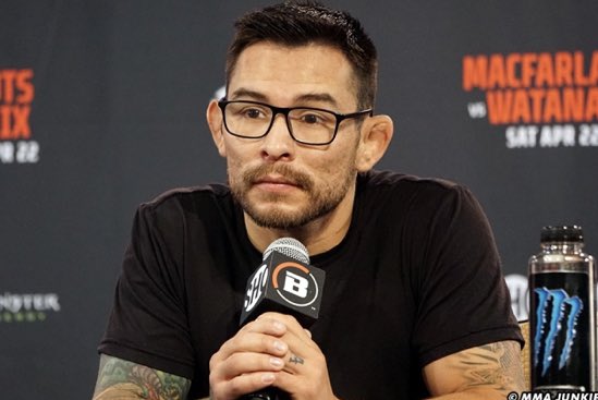 MMA_talker2nd's tweet photo. 体重超過により堀口戦を消滅させ
日本のMMAファンから恨まれる
ことになった男がこいつです
125ポンドフライ級契約を
130ポンドに変えたのにさらに
オーバーするとは…
引退するようですが戦犯として記憶に残るでしょうw
#Bellator295 #rayborg #crime
#overweight https://t.co/7ND0qbsC0I