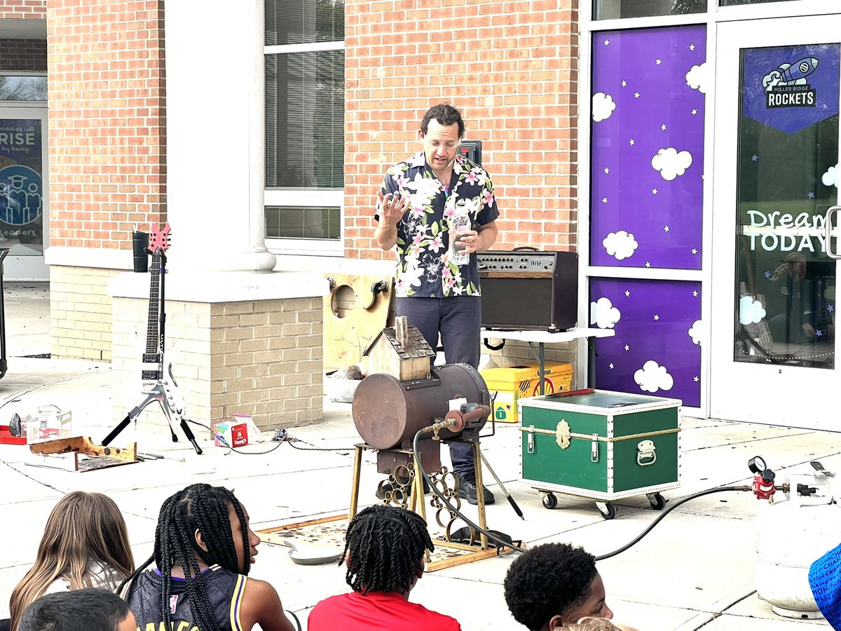 caryn_gross's tweet photo. What a day at @MillerRdgTweets   🚀 Darren Goodman brought art, music and an amazing glass blowing experience. https://t.co/FsGAp07DHp
