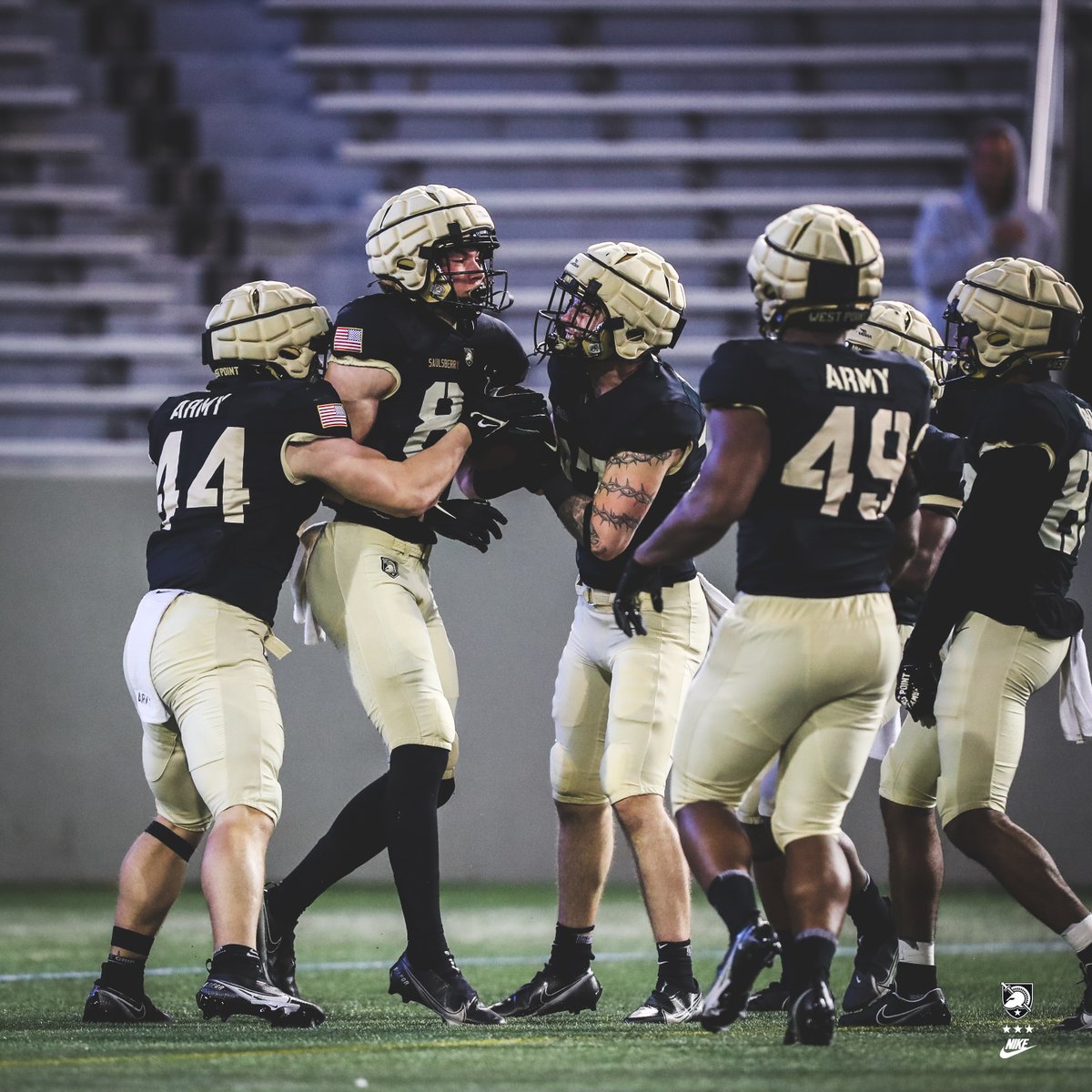 Army Football tweet media