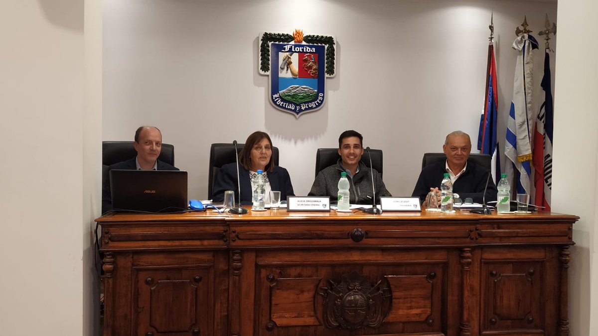 C.W.33 RADIO FLORIDA tweet media