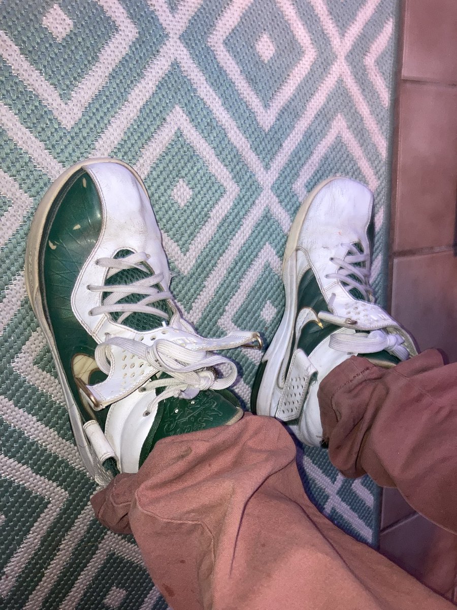 TKO_Music_'s tweet image. Hard Flex💪🏼🫡🔥#lebronjames #Stvm #nike @Official_Sotov @NovaMoates @niall_cottrell @elibanayan @JustinBober3