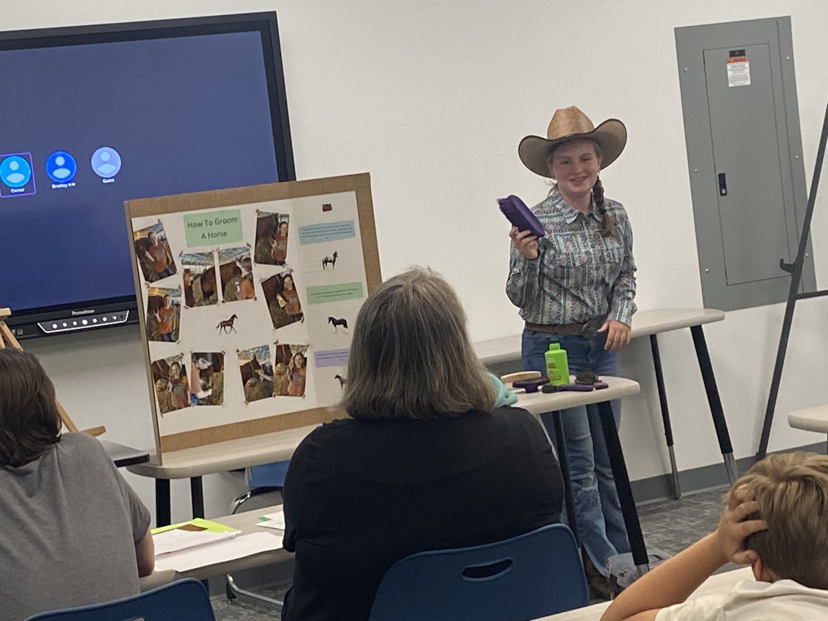 We’re so proud of this <a href="/ValleyViewAcad1/">ValleyViewAcademy</a> STAR for getting FIRST in her category, and advancing to the next level with her demonstration. She was knowledgeable about her topic, and professional in her presentation. LEADER! ⭐️🐴🧲
<a href="/JeremyJonesBC/">Jeremy Jones</a> 
<a href="/ValleyViewCubs/">Valley View Elementary</a> 
<a href="/bradleycounty4h/">Bradley County 4-H</a>