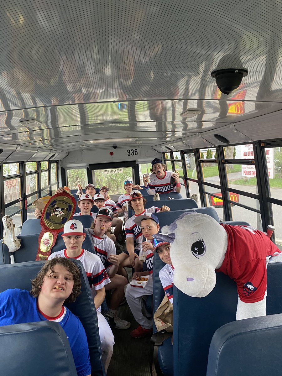 Big Win = Big Macs @ McDonalds for The Chiefs… Another win in the books by a monster day at the plate and a 6 inning outing by Lukey Bowen who only allowed one run❗️ The #BALBOABELTAWARD goes to Luke Bowen. Ft our Mascot