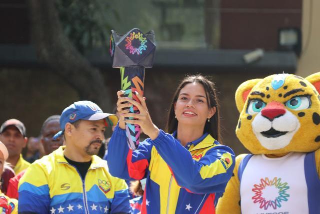 robeilys_ruby's tweet photo. Ya comenzaron los @juegosalba2023 
Los esperamos en cada uno de los escenarios deportivos para que nos apoyen y nos transmitan esa alegría y calor Venezolano. https://t.co/FtvAQ8xjs3
