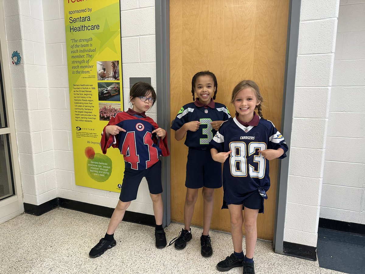 mathninja340's tweet image. “Know Your Numbers” (Jersey Day) @SeatackDream @vbmathjohanna @lfhodges61 @DrBellGriffin @VBMathRocks 
Math Month Celebration Continues ☺️