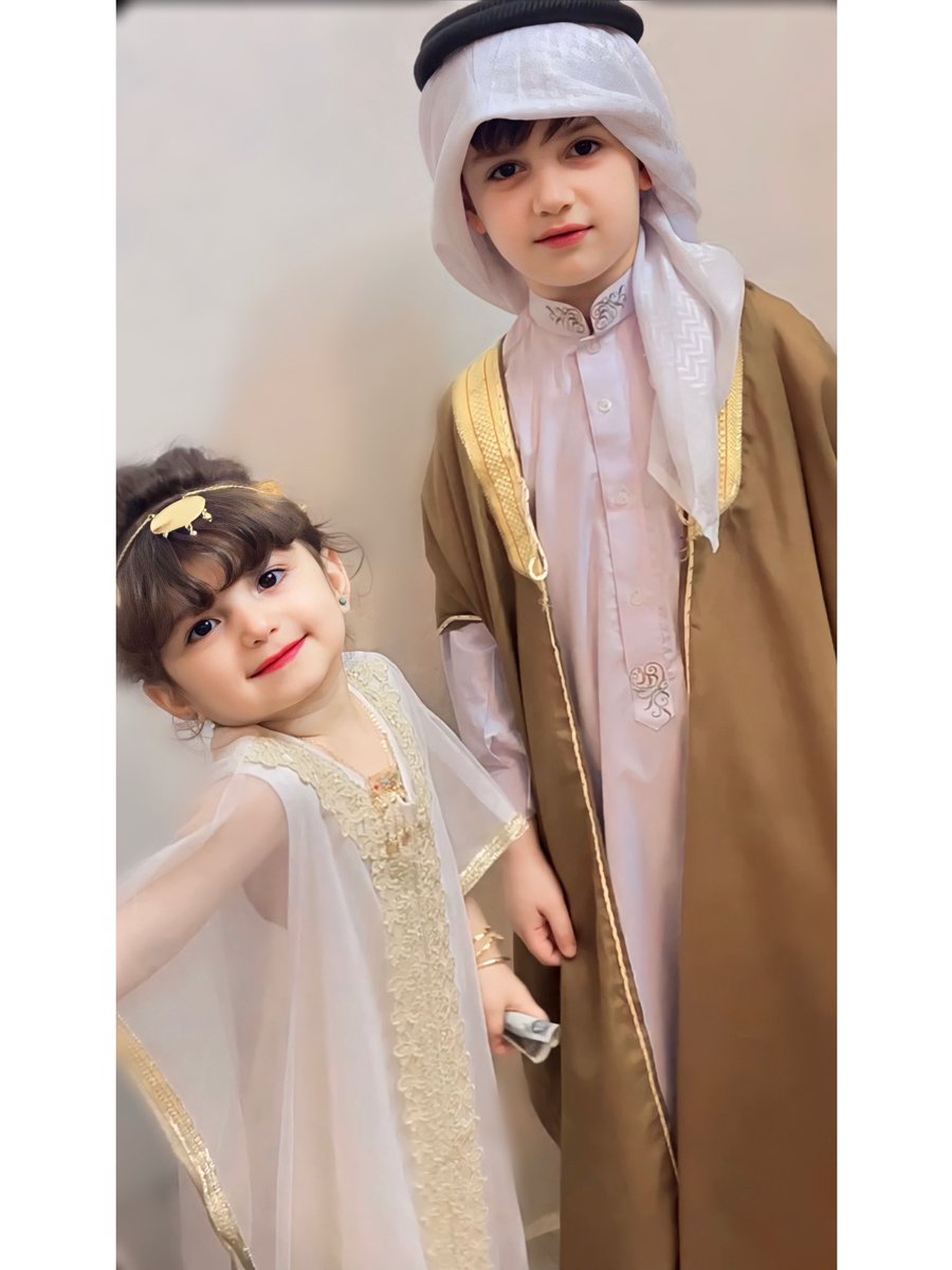 om_azaam95's tweet photo. عيد فطر سعيد وكل عام وانتم بالف خير🌸♥️

#عيد_الفطر #عيد_الفطر_المبارك #عيد_الفطر_المبارك1444هـ #هلال_العيد #2023NHLDraft #العراق #اكسبلور #اكسبلور_فولو https://t.co/0n4kigJKmB