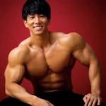 ボディービルダーの横川尚隆さん、彼女に振られた理由が脳筋すぎて笑っちゃう!