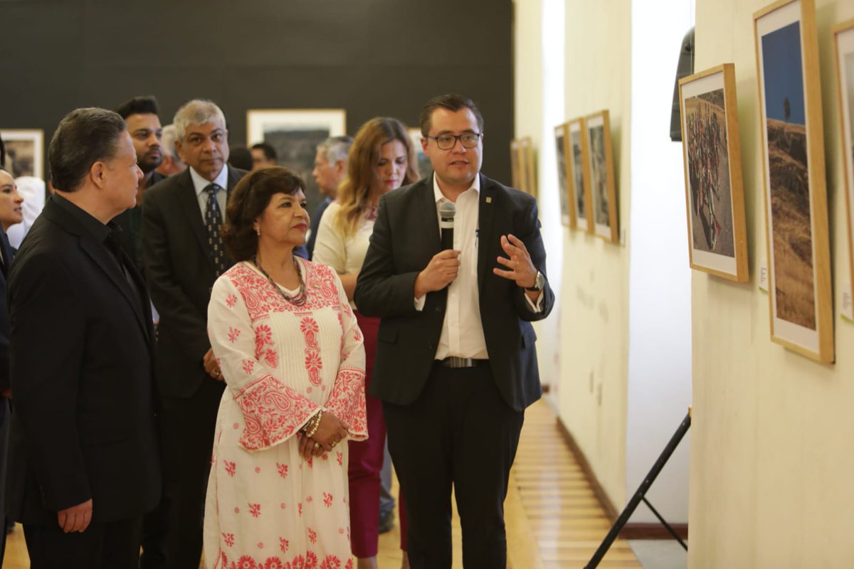 UAEH_OFICIAL's tweet photo. y del Dr-Abhinaw Raaj Director del Centro Cultural “Gurudev Tagore” ICCR in Mexico.
Conoce todas las actividades del festival en el sitio web:
https://t.co/Pc79KkypII
#UAEH #FINIXII #FINI2023 https://t.co/fTBAZmdQfK