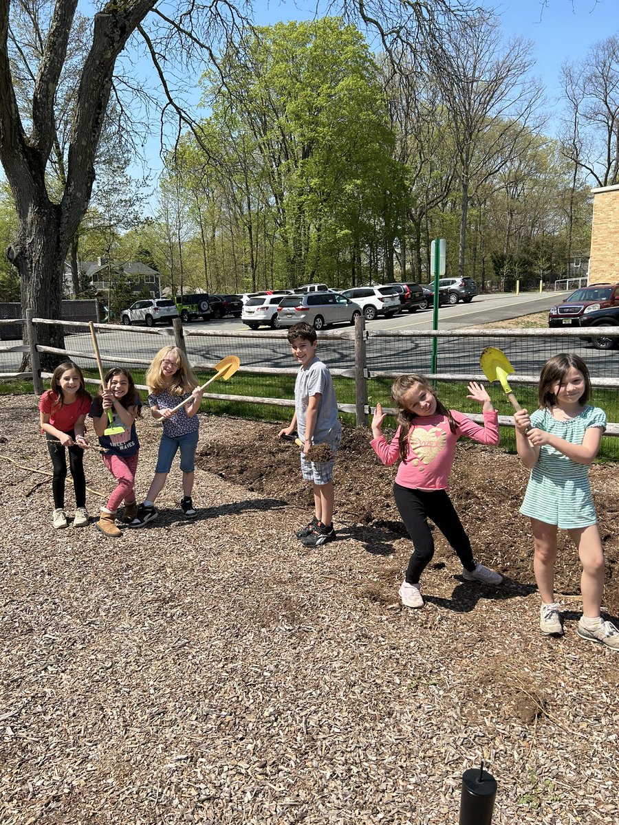 Earth day celebration, natural playground, and lots of fun! Pics pt. 1 <a href="/Hubbard_School/">MaryAHubbardSchool</a> <a href="/ramseyNJschools/">Ramsey School District</a>