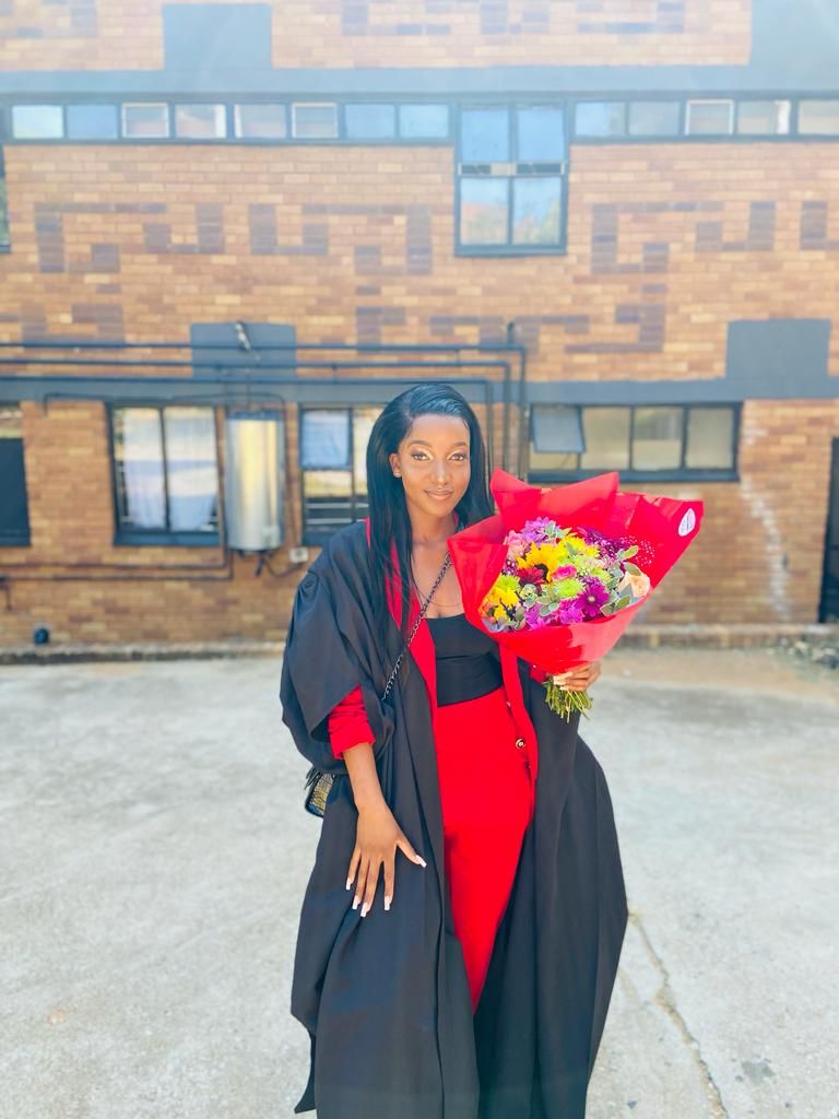 We would like to proudly congratulate two of our 1st #TheBigSisterConversation mentorship mentees Moshibudi Makola and Mmaleshelana Phoshoko for graduating from <a href="/ULvarsity/">University of Limpopo</a> recently. Academic excellence is central to our programs &amp; results like these truly inspire us to do more🎉