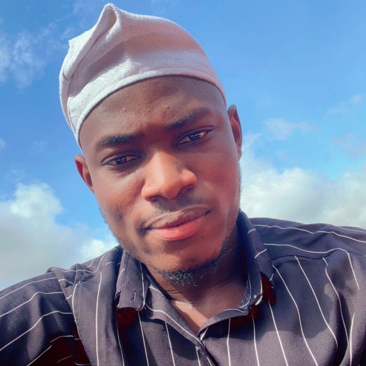 TOLANI_18's tweet photo. #NewProfilePic https://t.co/WuP6XUQCyR