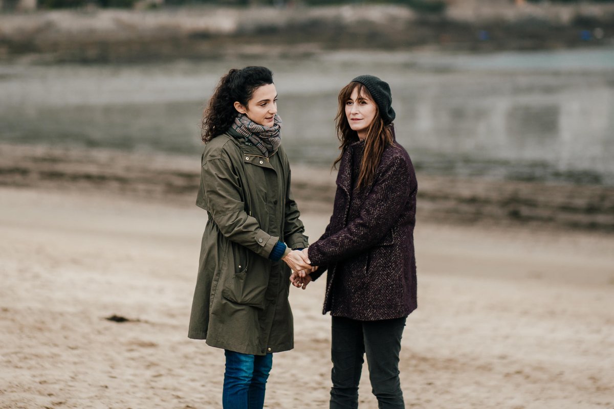 LeBlogTVNews on Twitter "Lame de fond avec Pauline Bression et