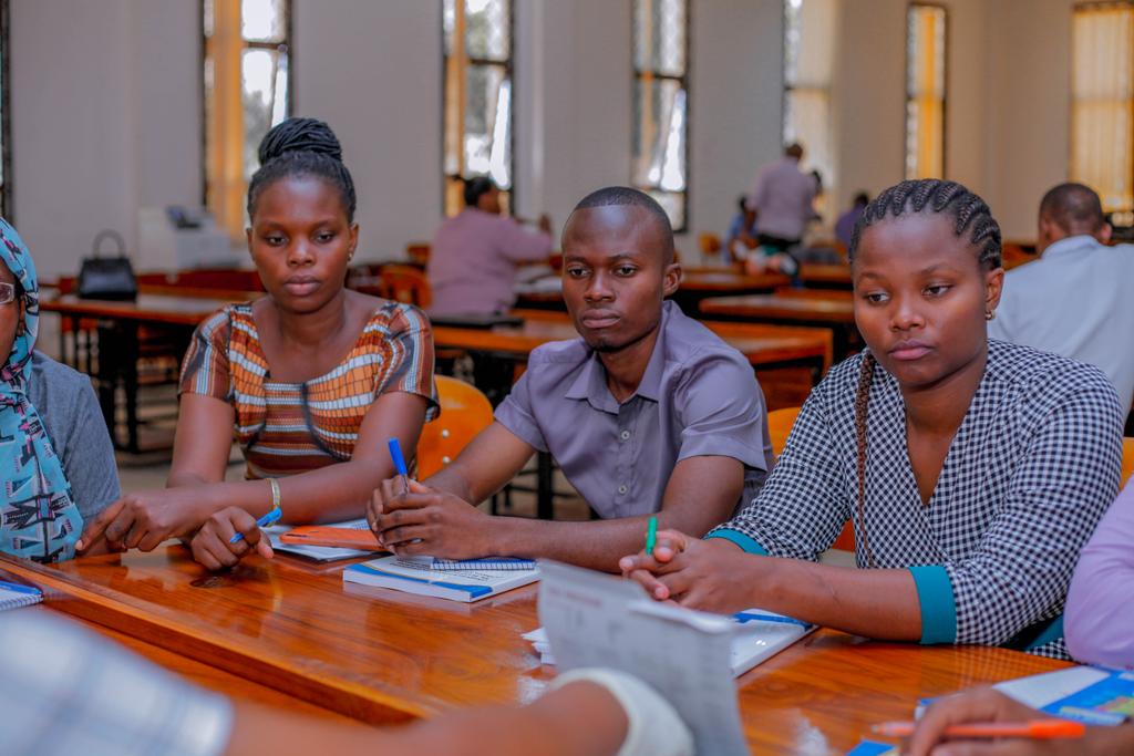udom_public_hdp's tweet photo. #BlendedLearning is a mode that use combination of Self Directed Learning, Zoom Sessions and Face to Face training.
While we implement Antenatal and Postnatal Care project at @udomtheofficial this is showing roadmap towards improvements of #MaternalAndNewbornHealth
@LSTMnews https://t.co/khOFbfaRUj