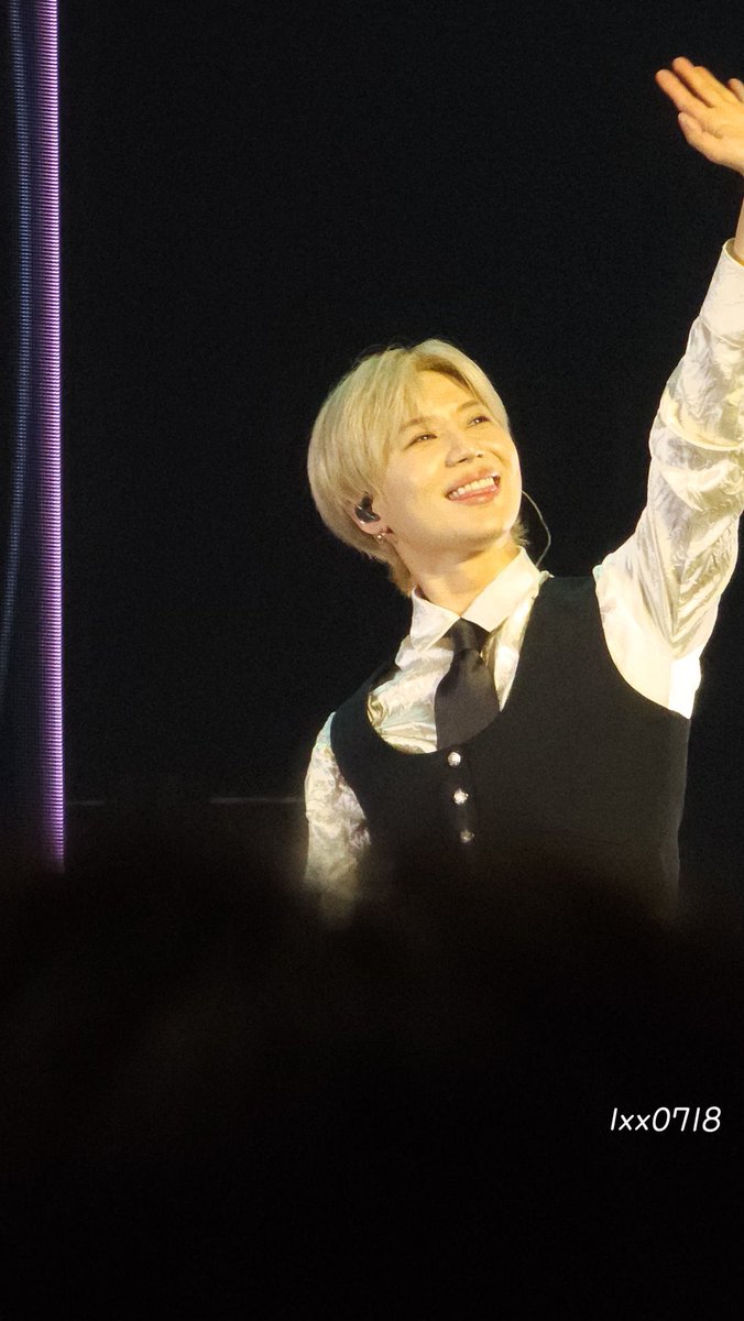 dailyltm's tweet photo. LE TAEMIN BLOND FOR HIS FANMEET https://t.co/NbRfypUqD8