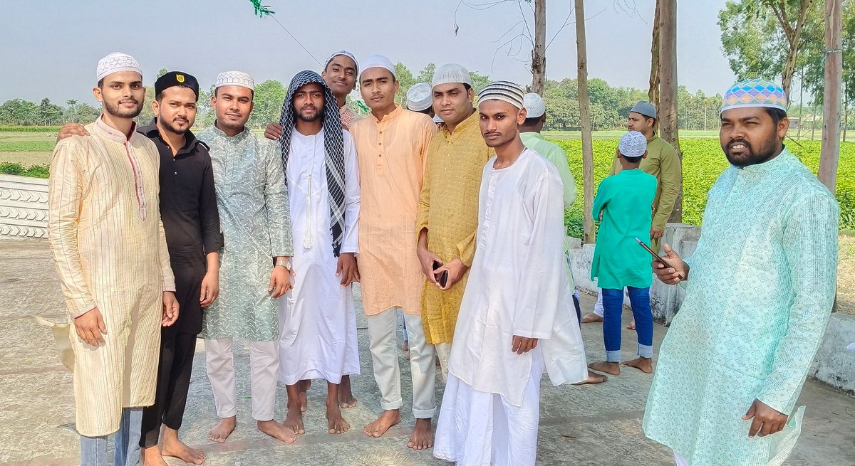 Musaraf24054429's tweet photo. #EidMubarak 2023 https://t.co/X3756LSxgP