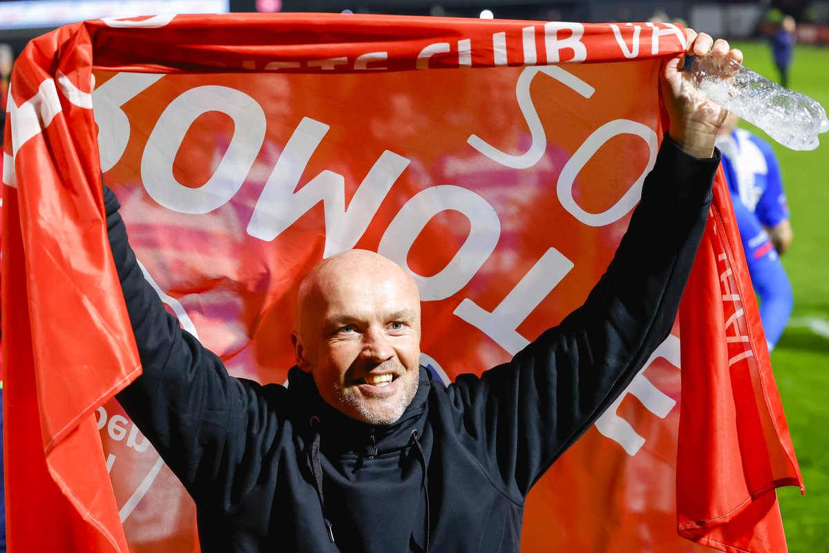 PECZwolle's tweet photo. Goedemorgen, Blauwvingers! 
𝙋𝙀𝘾 = 𝘽𝘼𝘾𝙆!

#demooisteclubvanallemaal https://t.co/BTk57gXBaH