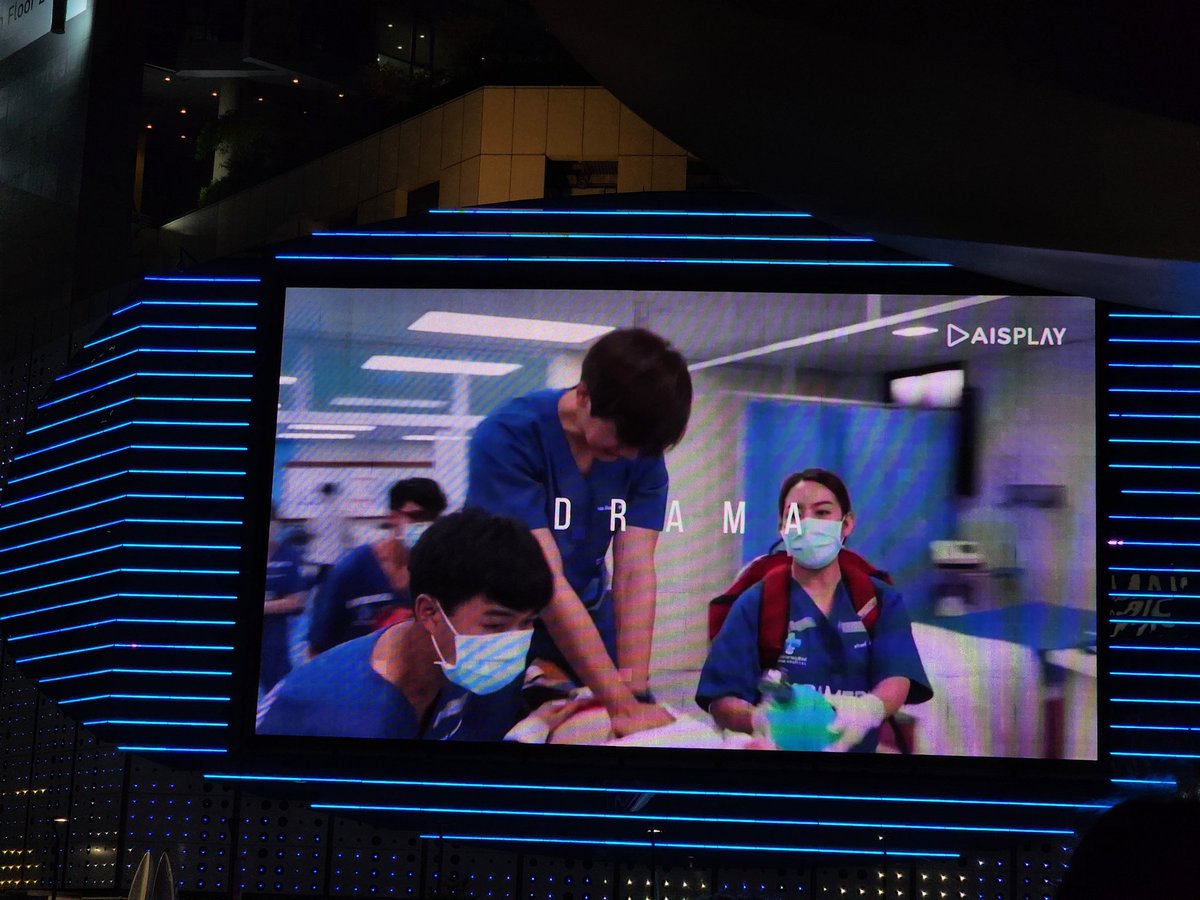 ccws_pare's tweet photo. #วนลูปไม่ขาดทริอาช1ปี เอาจริงชอบบรรยากาศในการรอดูโปรเจคมากๆเลยอ่ะ   เวลาที่เห็นคนที่ชอบอะไรเหมือนๆกันมารวมตัวกันเยอะๆนี่มันดีจังเลย แอบน้ำตาซึมที่ความตั้งใจของทีมงานและนักแสดงทุกคนมันเริ่มทำงานแล้ว ไม่ว่าจะวนลูปอีกกี่ปีทริอาชก็จะยังได้รับการชื่นชมตลอดไป ขอบคุณทีมโปรเจคด้วยนะคะ 🥰 https://t.co/BJfjKaSzEw