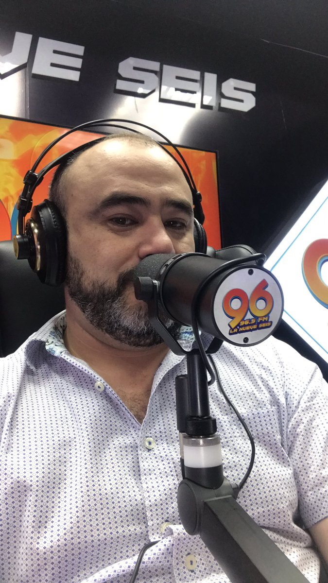 nahum_tv's tweet photo. De 7 a 9 pm en la 96.5 fm https://t.co/xgRqmN5yTE