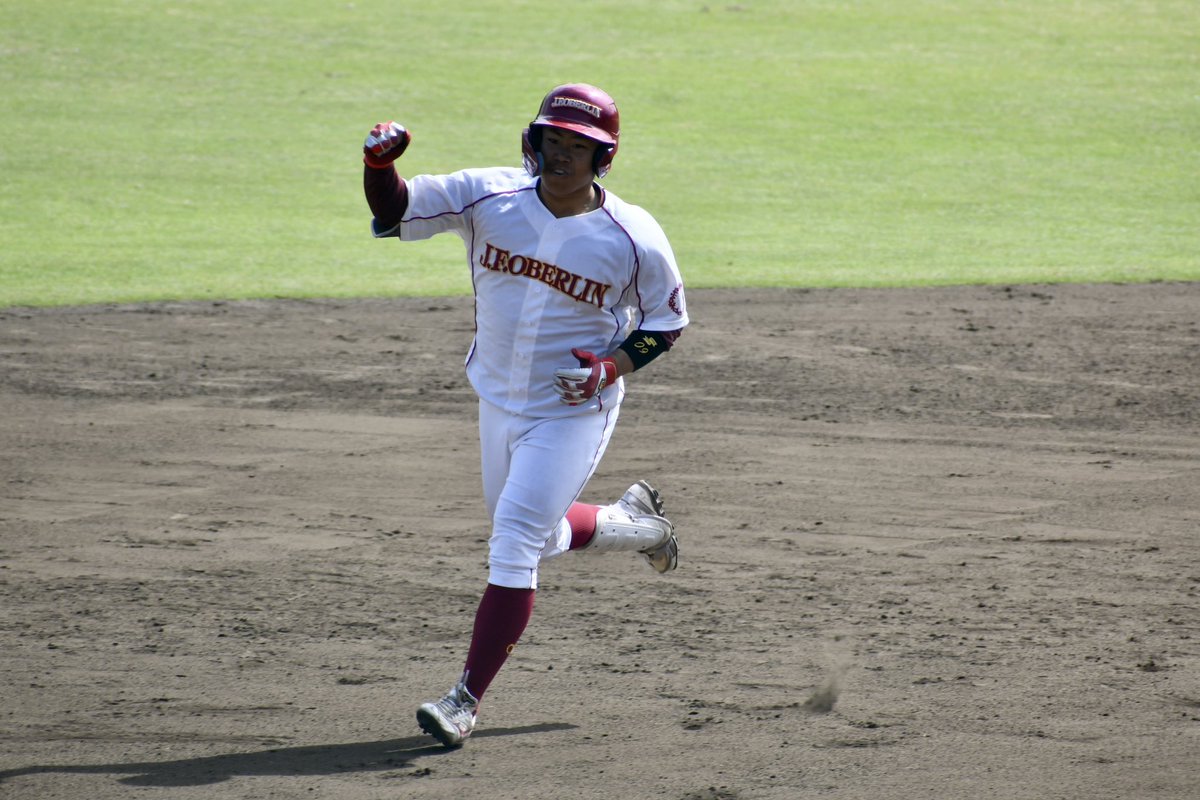jfoberlin_bb's tweet photo. 【春季リーグ戦vs筑波大学】
6回裏、#岡野優翔 (4年・常総学院)のツーランホームランで2点を追加❗️🔥
#桜美林大学
#桜美林大学野球部
#首都大学野球連盟
#凡事徹底
#大学野球
#野球
#春季リーグ戦 https://t.co/9HLpuO1FAt